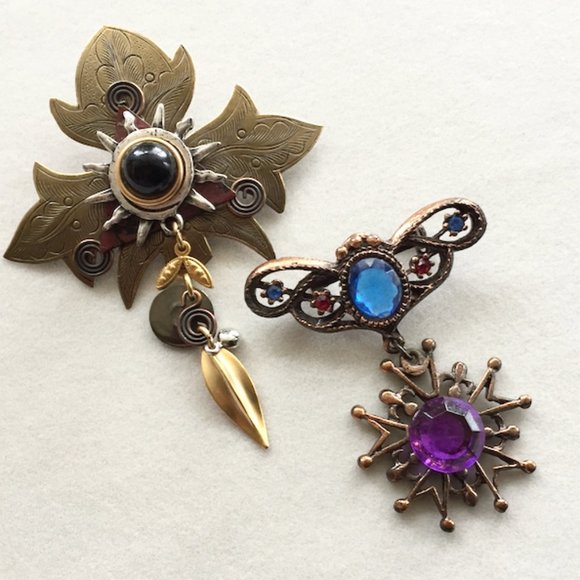 Jewelry - Lot of 2. Vintage Celtic Style Cross and Victorian Style Brooch